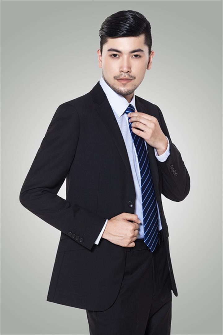 张红霞 视觉与舞美负责人